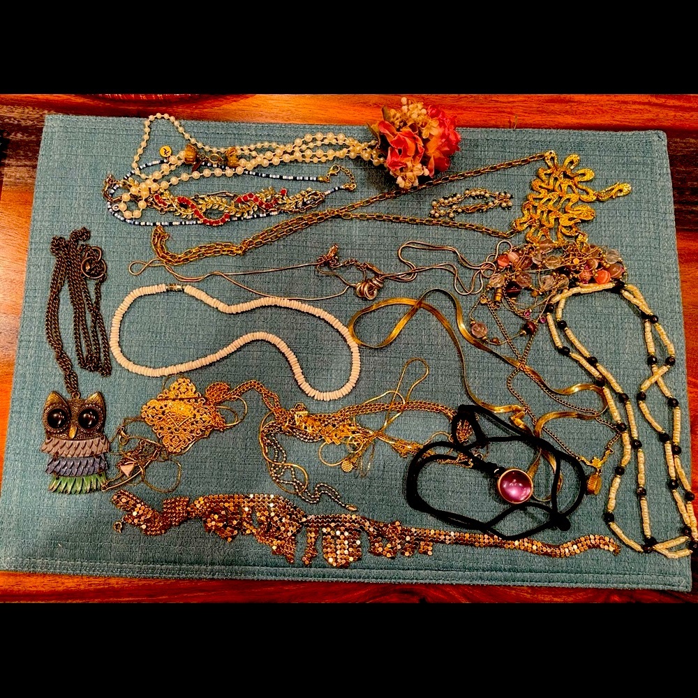⤵️COSTUME JEWELRY LOT (3) - Picture 1 of 1